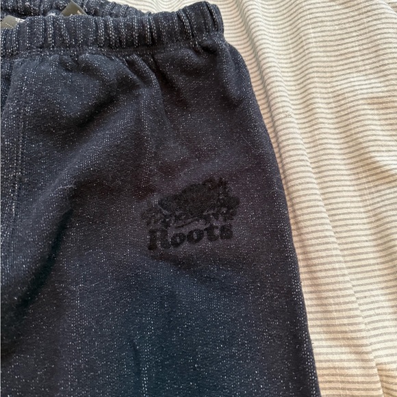 Roots XXS Black Sweatpants - Picture 2 of 6